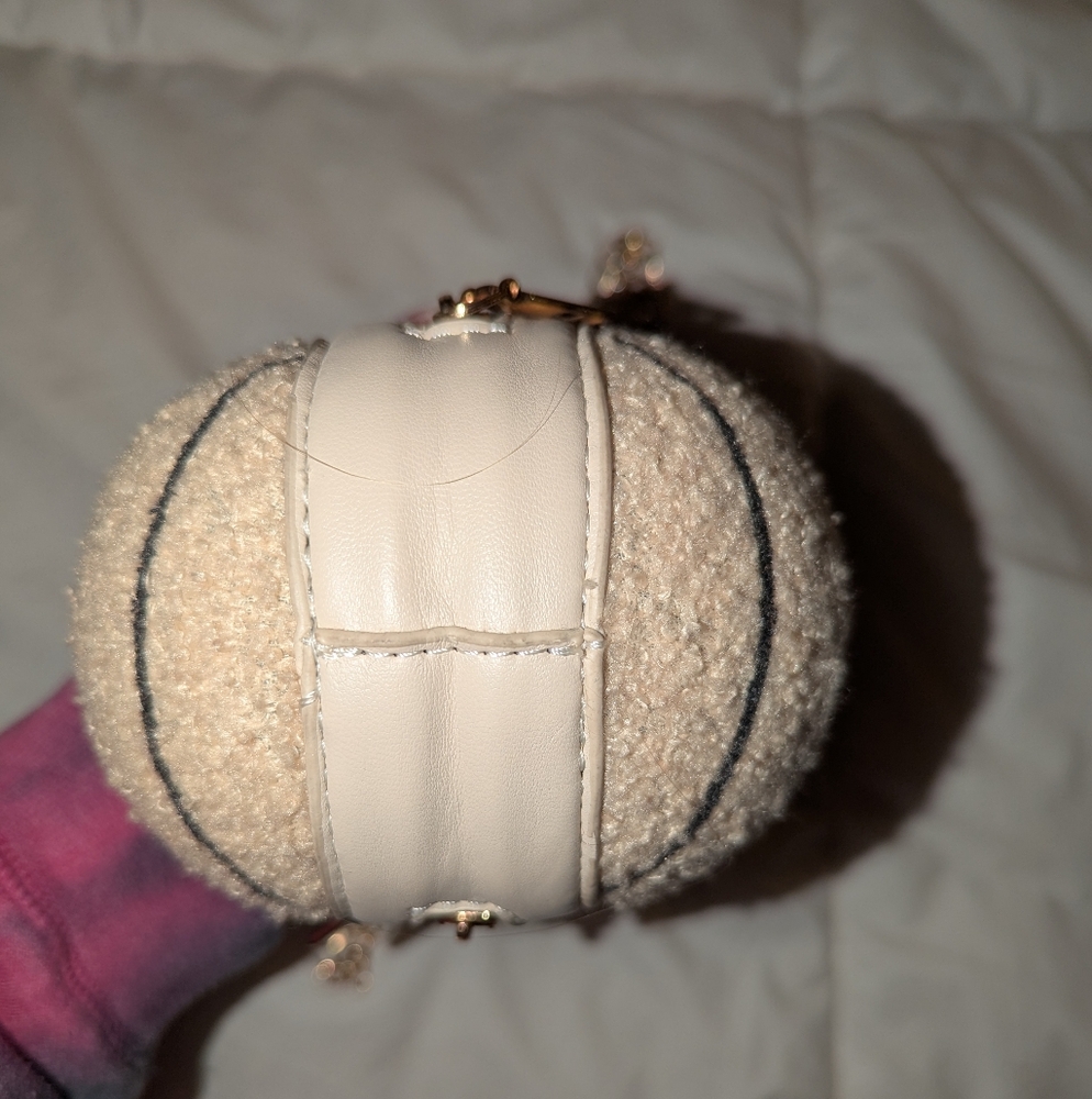 Ball crossbody - Picture 5 of 6